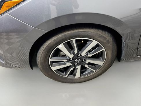 Used 2025 Nissan Versa SV FWD image 14
