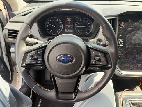Used 2024 Subaru Crosstrek 2.5i Limited AWD/4WD image 11