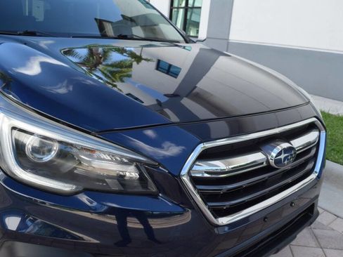 Used 2018 Subaru Outback 3.6R Touring AWD/4WD image 10