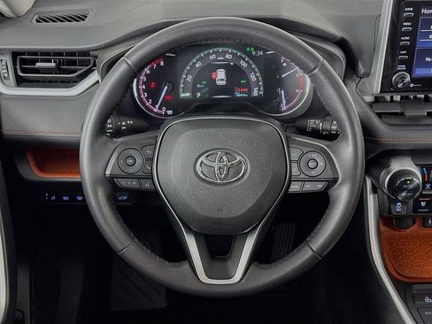 Used 2019 Toyota RAV4 Adventure image 32