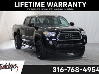 Used 2021 Toyota Tacoma SR5 AWD/4WD video 1
