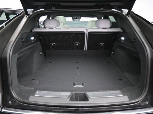 Used 2024 Cadillac Lyriq Luxury w/ LPO, Floor Liner Package AWD/4WD image 29