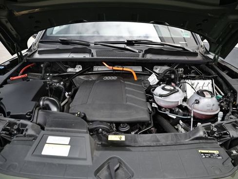 Used 2023 Audi Q5 e Premium Plus image 31