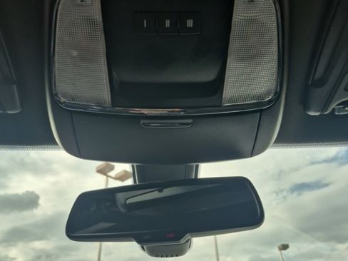 Used 2018 Dodge Charger SXT Plus image 41