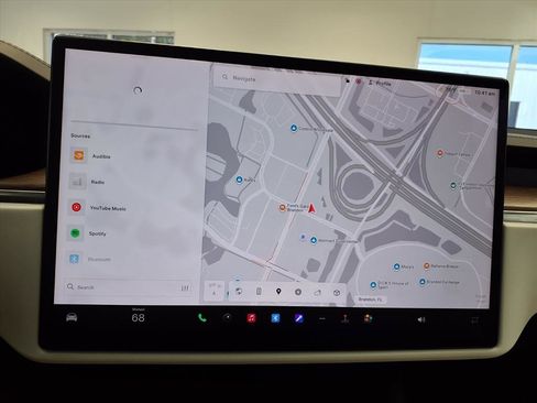 Used 2022 Tesla Model X Base image 28