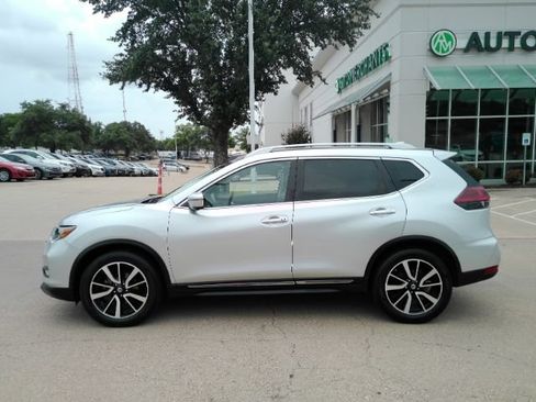 Used 2020 Nissan Rogue SL FWD image 13