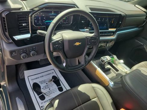 Used 2026 Chevrolet Silverado 1500 High Country AWD/4WD image 16