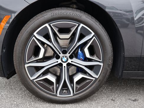 Used 2025 BMW iX M60 AWD/4WD image 9