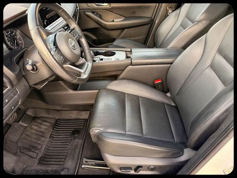 Used 2023 Nissan Rogue SL w/ SL Premium Package FWD image 18