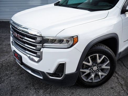 Used 2023 GMC Acadia SLT image 2