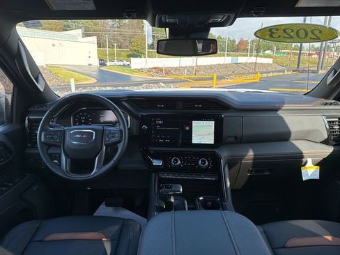 Certified 2023 GMC Sierra 1500 AT4 image 13