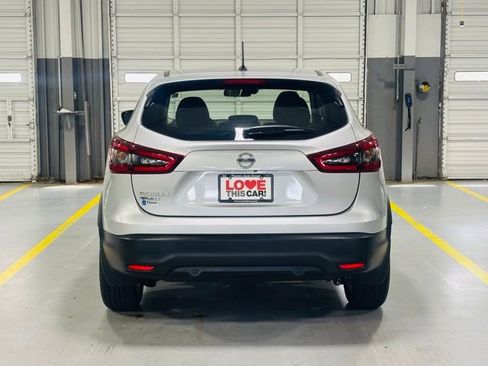 Used 2022 Nissan Rogue Sport S image 15