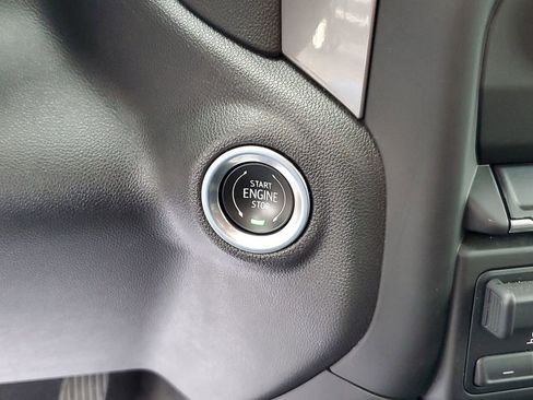 Used 2023 Chevrolet Silverado 1500 Custom image 26