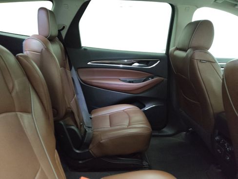 Used 2018 Buick Enclave Avenir w/ Avenir Technology Package image 19