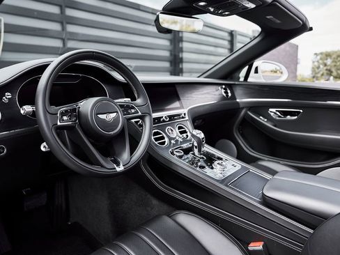 Used 2020 Bentley Continental GT AWD/4WD image 2