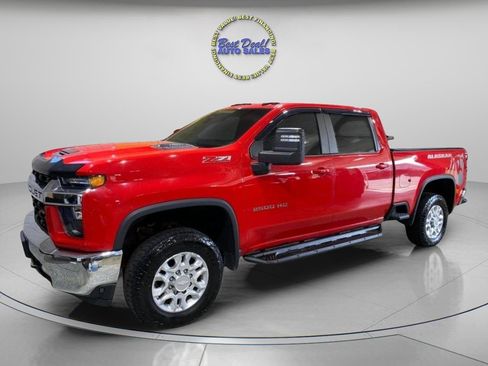 Used 2020 Chevrolet Silverado 2500 LT w/ Convenience Package AWD/4WD image 1