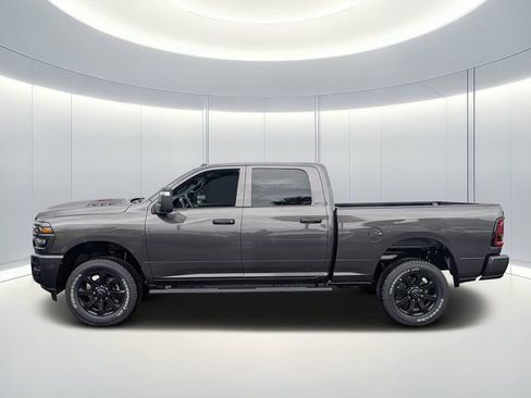 New 2026 RAM 2500 Tradesman AWD/4WD image 7