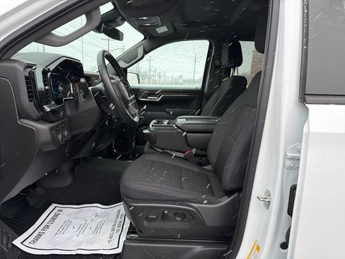 Certified 2024 Chevrolet Silverado 1500 LT image 17