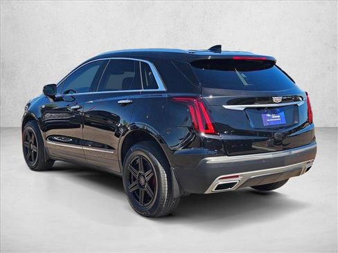 Used 2021 Cadillac XT5 Premium Luxury w/ LPO, Floor Liner Package FWD image 8