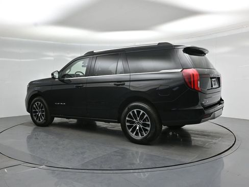 Certified 2025 Ford Expedition Platinum image 7