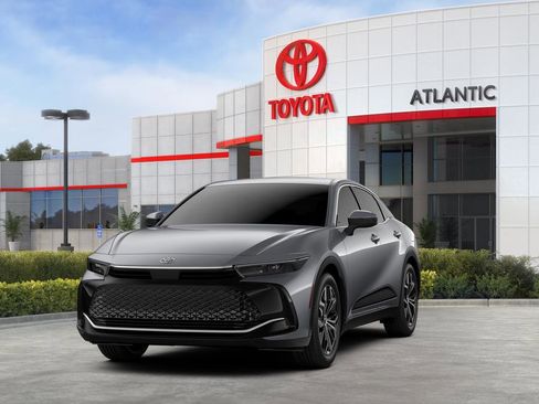 New 2026 Toyota Crown XLE image 3