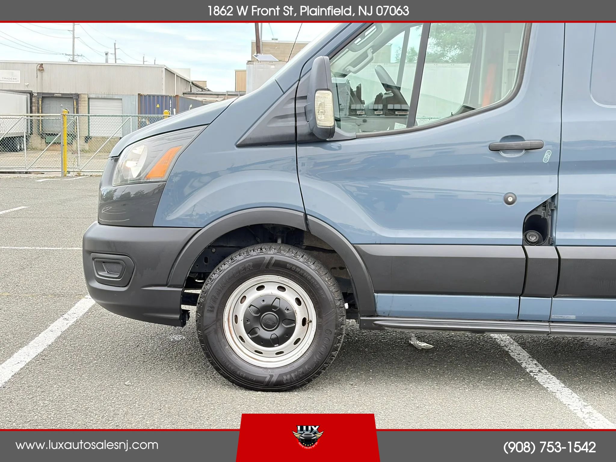 Used 2020 Ford Transit 250 148 High Roof Extended RWD image 10