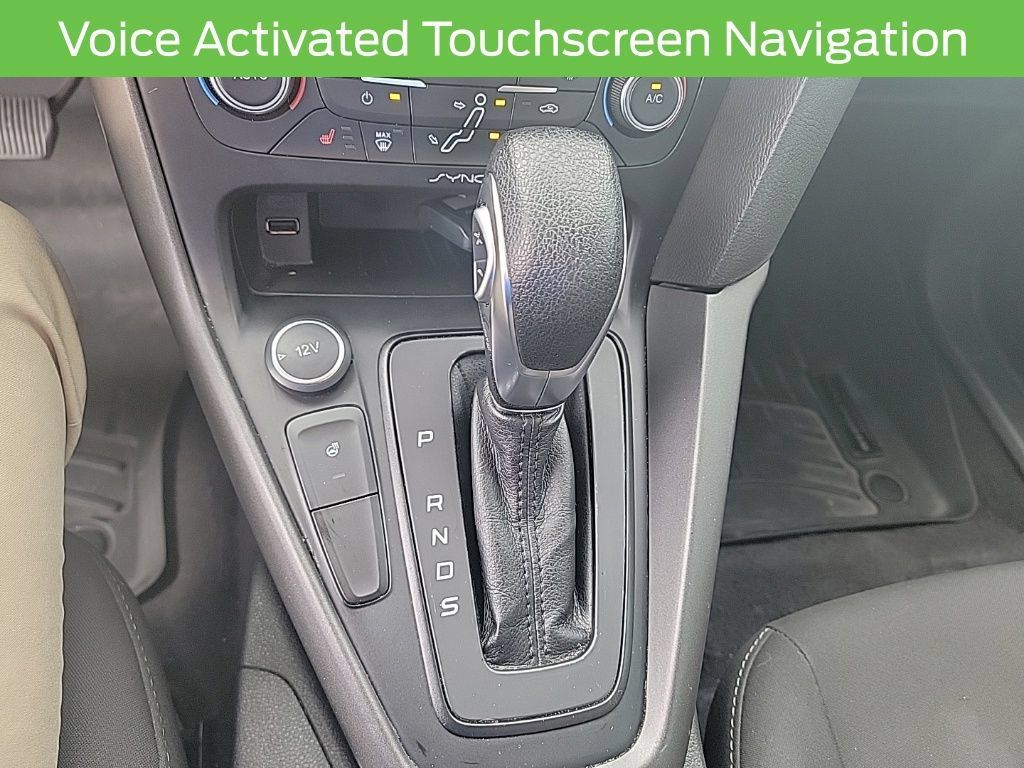 Used 2017 Ford Focus SEL w/ Cold Weather Package FWD image 33