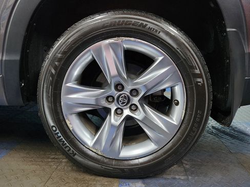 Used 2017 Toyota Highlander Limited image 84