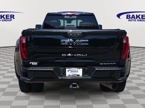 Used 2024 GMC Sierra 3500 Denali Ultimate AWD/4WD image 6