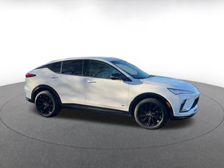 Used 2025 Buick Envista Sport Touring video 2