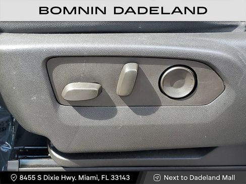 Used 2023 Chevrolet Tahoe Premier image 17