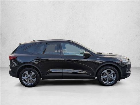 Used 2025 Ford Escape ST-Line FWD image 4