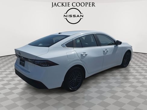 New 2026 Nissan Sentra SV w/ SV Convenience Package image 5