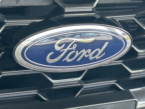 Used 2025 Ford Escape ST-Line FWD image 19