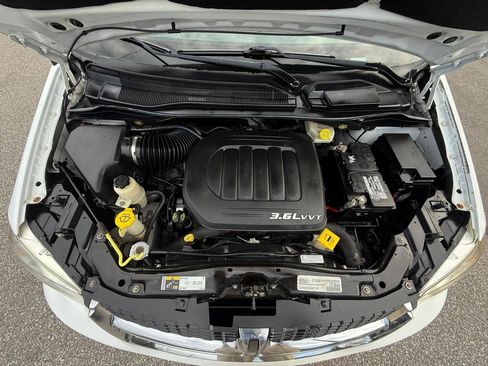 Used 2016 Dodge Grand Caravan SE w/ Quick Order Package 29E SE FWD image 22