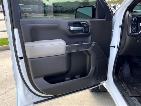 Used 2021 Chevrolet Silverado 1500 LTZ image 41