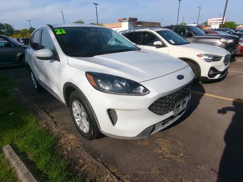Used 2021 Ford Escape SE AWD/4WD image 1