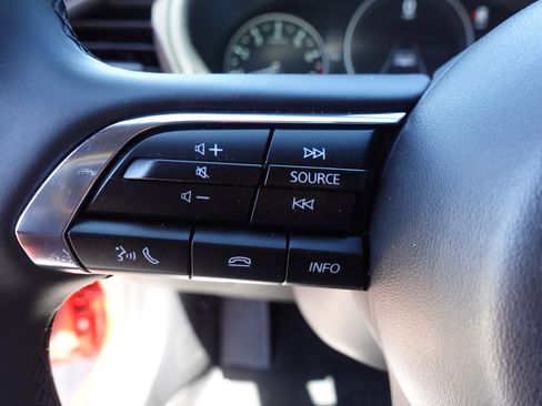 Certified 2025 MAZDA MAZDA3 s Sport image 11