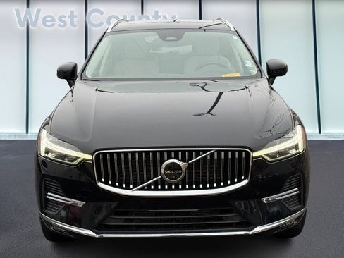 Certified 2023 Volvo XC60 B5 Plus w/ Climate Package image 10