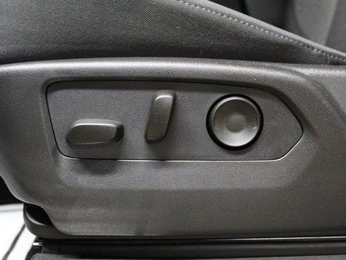 New 2026 GMC Sierra 1500 Elevation image 17