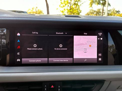 Used 2024 Porsche Cayenne image 22