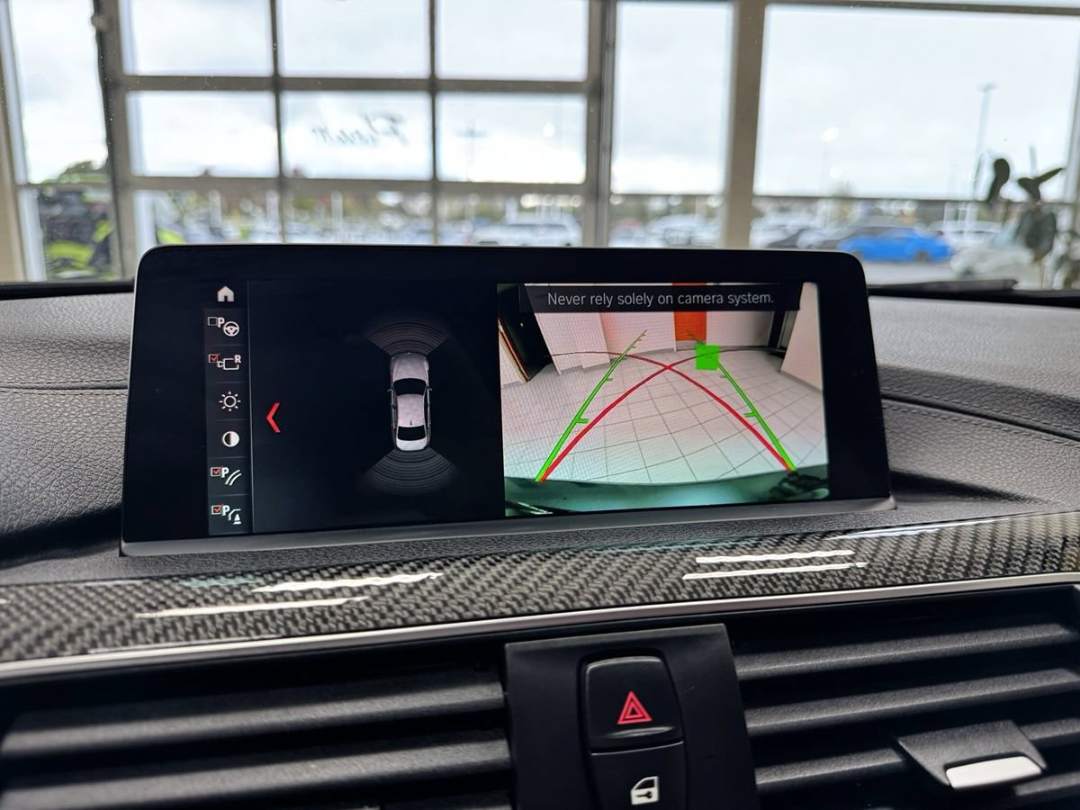 Used 2018 BMW M3 RWD image 37