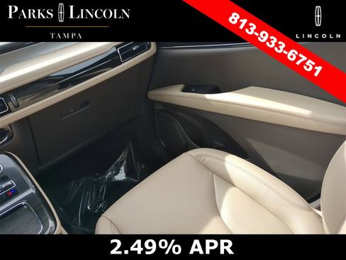 Certified 2022 Lincoln Nautilus Standard w/ Premium Package image 14