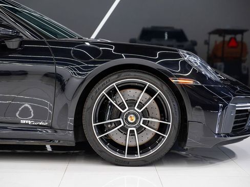 Used 2022 Porsche 911 Turbo image 13