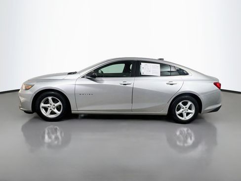 Used 2018 Chevrolet Malibu LS FWD image 9