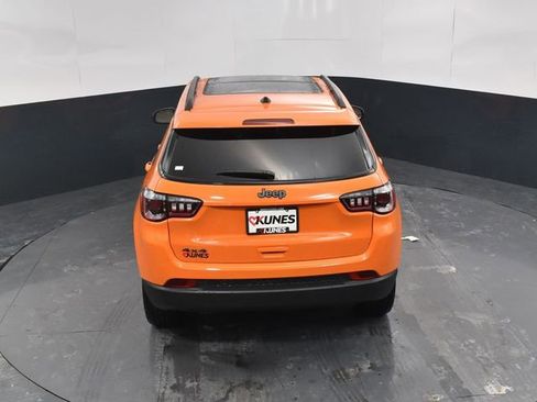 New 2026 Jeep Compass Latitude w/ Sun and Sound Group AWD/4WD image 43
