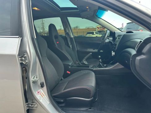 Used 2011 Subaru Impreza WRX Premium image 9