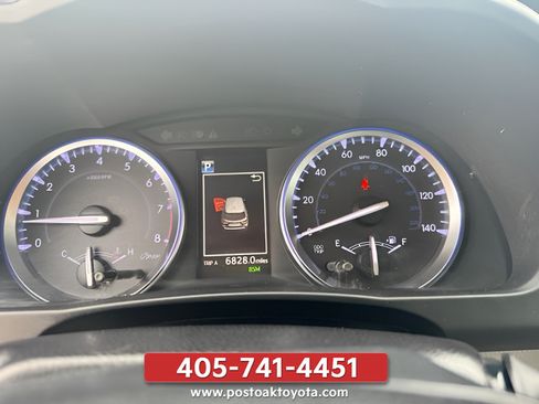 Used 2019 Toyota Highlander XLE w/ Protection Package #3 AWD/4WD image 29