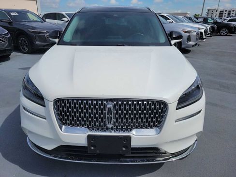 Used 2021 Lincoln Corsair AWD w/ Premium Package image 9