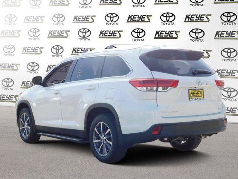 Certified 2019 Toyota Highlander XLE FWD image 4